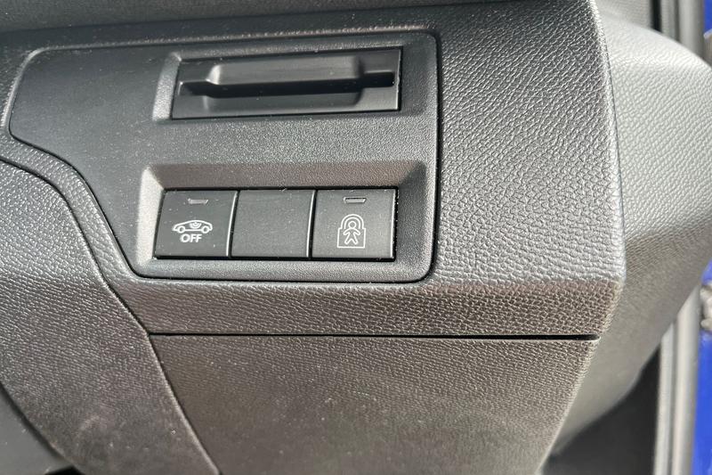 Used Peugeot 3008 2017 for sale - 76553864: Photo 26