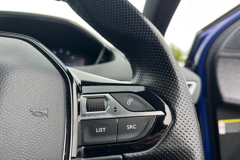 Used Peugeot 3008 2017 for sale - 76553864: Photo 27