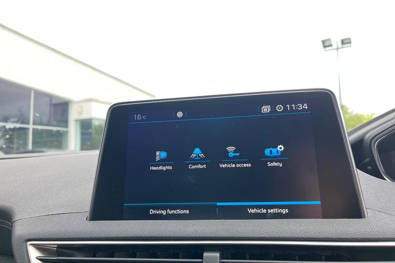 Used Peugeot 3008 2017 for sale - 76553864: Photo 34