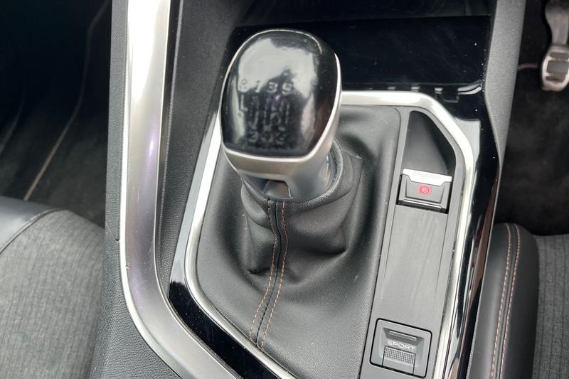 Used Peugeot 3008 2017 for sale - 76553864: Photo 39