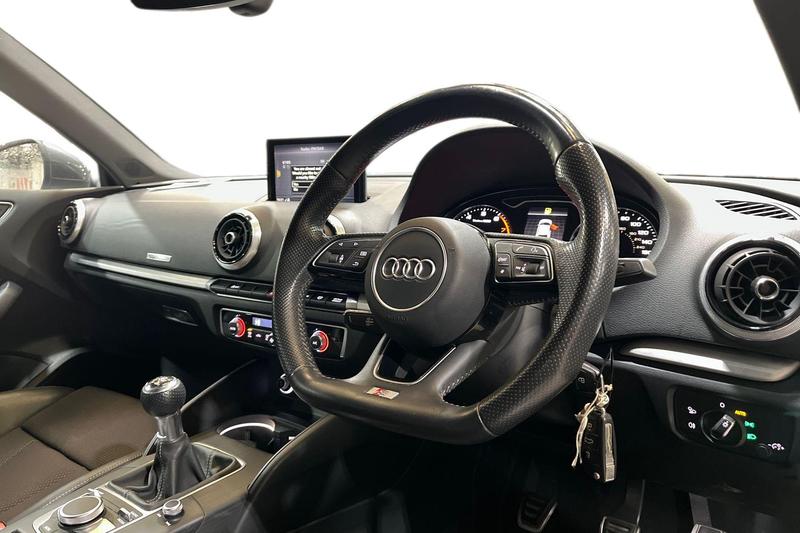 Used Audi A3 2017 for sale - 76641117: Photo 9