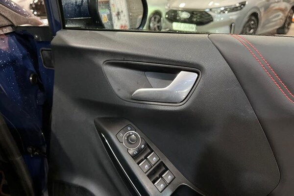 Used Ford Puma 2023 for sale - 76266122: Photo 26