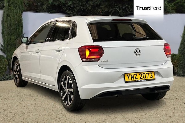 Used Volkswagen Polo 2018 for sale - 76266121: Photo 2