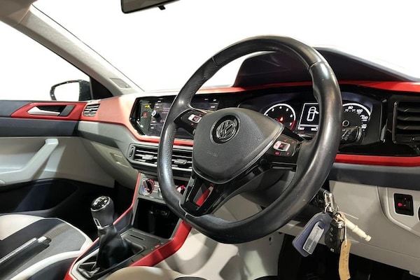 Used Volkswagen Polo 2018 for sale - 76266121: Photo 9
