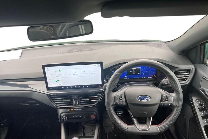 Used Ford Focus 2023 for sale - 78028641: Photo 11
