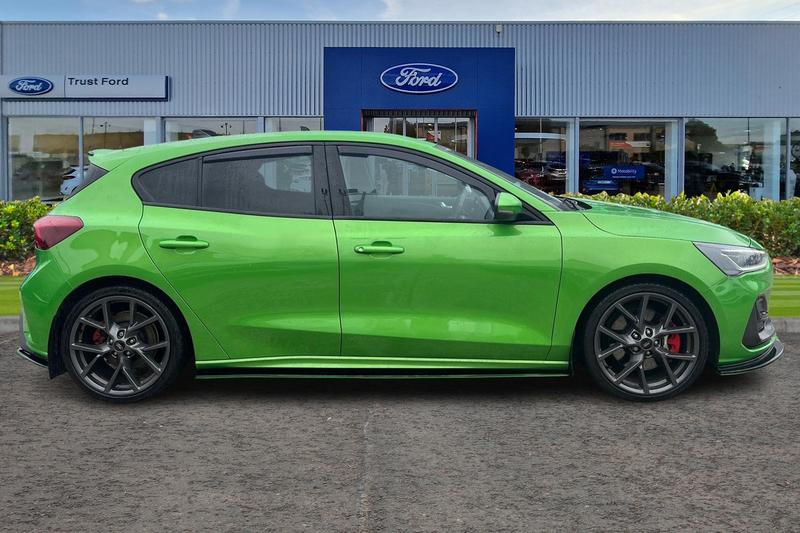 Used Ford Focus 2023 for sale - 78028641: Photo 3