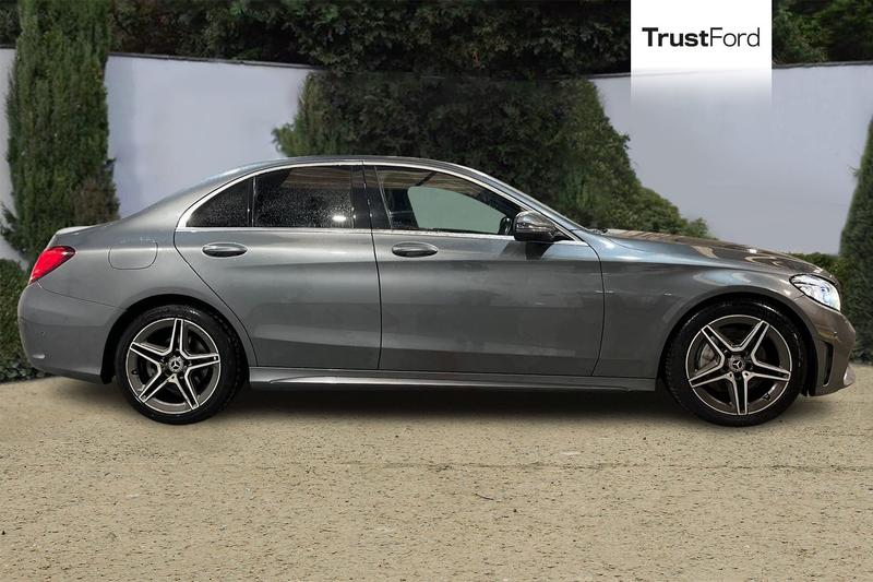 Used Mercedes-Benz C Class 2021 for sale - 76971959: Photo 3