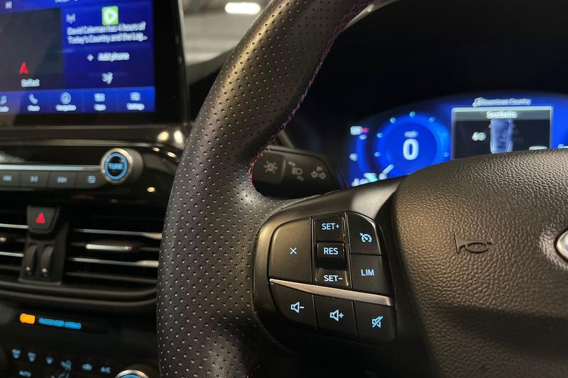 Used Ford Kuga 2022 for sale - 76830328: Photo 30