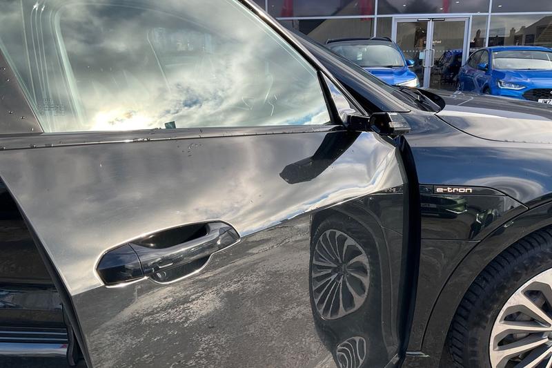 Used Audi e-tron 2020 for sale - 76534410: Photo 25