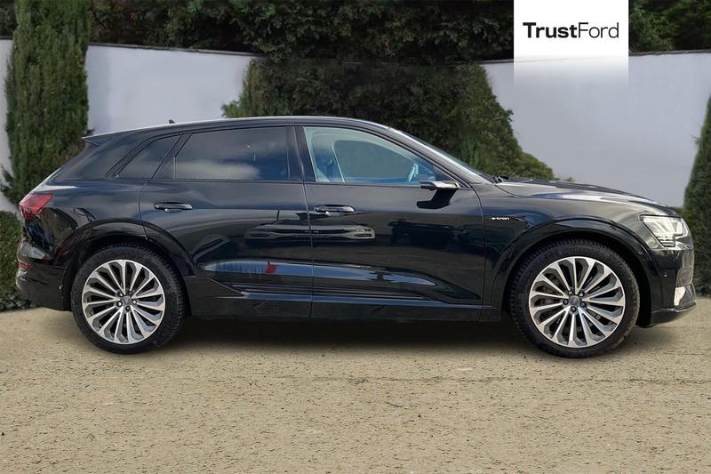 Used Audi e-tron 2020 for sale - 76534410: Photo 3