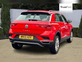 Used Volkswagen T-Roc 2019 for sale - 78657149: Photo