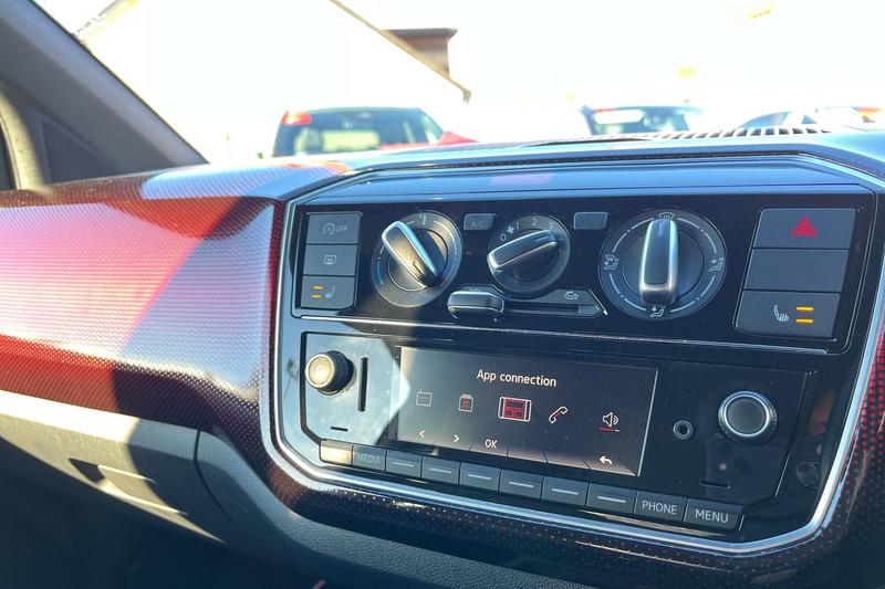 Used Volkswagen up! 2020 for sale - 76534412: Photo 32