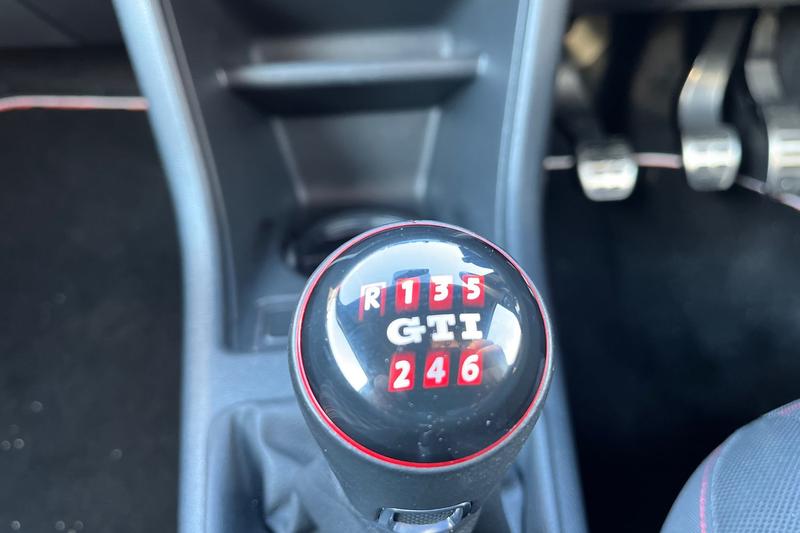 Used Volkswagen up! 2020 for sale - 76534412: Photo 37