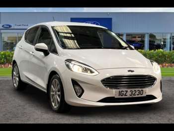 2017 - 1.0 EcoBoost Titanium 5dr- Parking Sensors & Camera Manual
