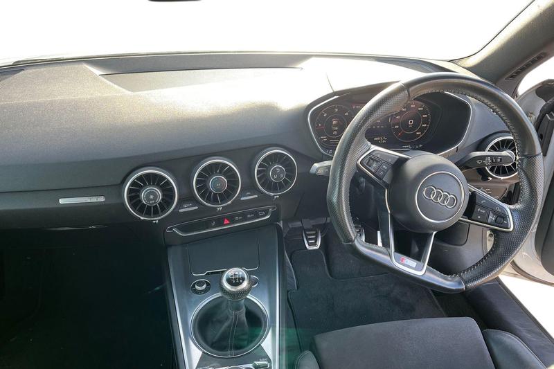 Used Audi TT 2015 for sale - 77354472: Photo 11