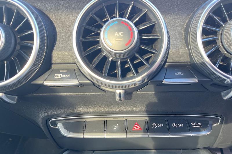 Used Audi TT 2015 for sale - 77354472: Photo 35