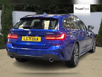 Used BMW 3 Series 2021 for sale - 77733229: Photo