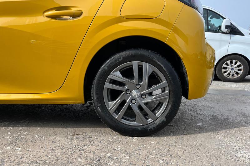 Used Peugeot 208 2021 for sale - 78109454: Photo 8