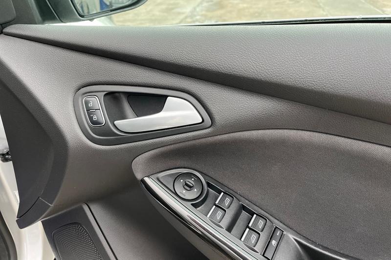 Used Ford Focus 2015 for sale - 77641413: Photo 25