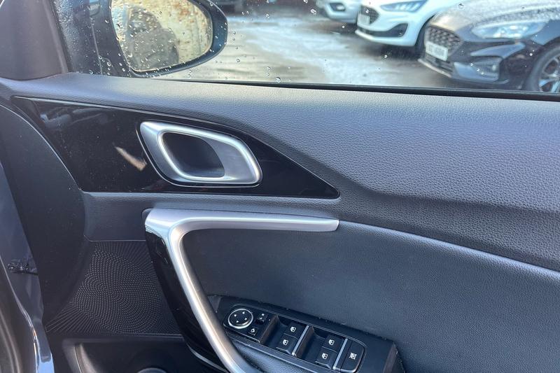 Used Kia XCeed 2022 for sale - 77088150: Photo 25