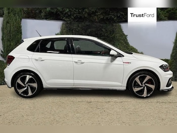 Used Volkswagen Polo 2018 for sale - 76616280: Photo