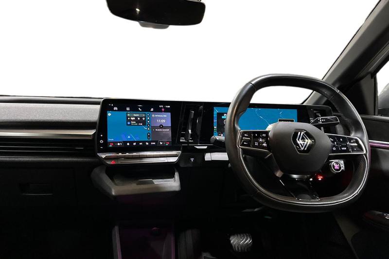 Used Renault Megane E Tech 2023 for sale - 77641442: Photo 10