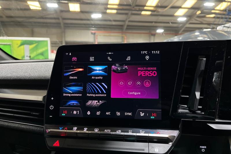 Used Renault Megane E Tech 2023 for sale - 77641442: Photo 32