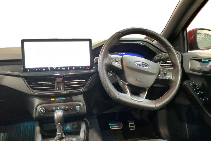 Used Ford Focus 2023 for sale - 76797054: Photo 10