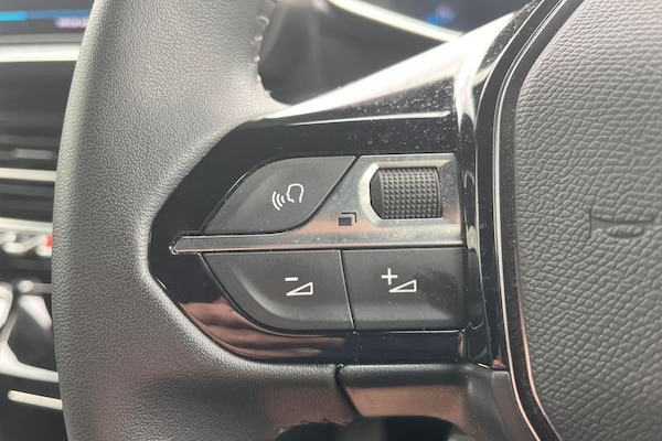 Used Peugeot 2008 2023 for sale - 75662115: Photo 31