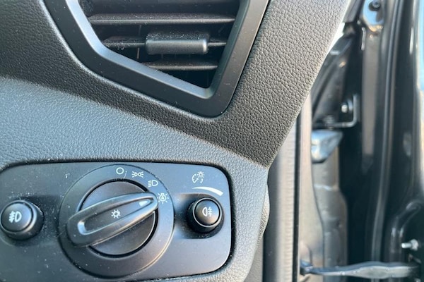 Used Ford Kuga 2017 for sale - 76028120: Photo 27