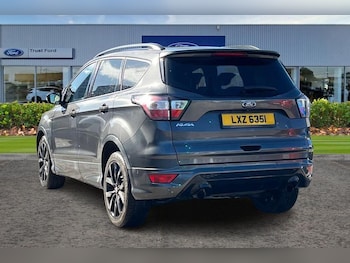 Used Ford Kuga 2017 for sale - 76028120: Photo 2
