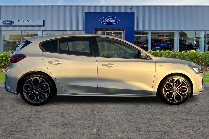 Used Ford Focus 2025 for sale - 76634773: Photo 3