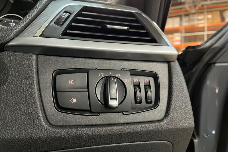 Used BMW 3 Series 2019 for sale - 76971967: Photo 26