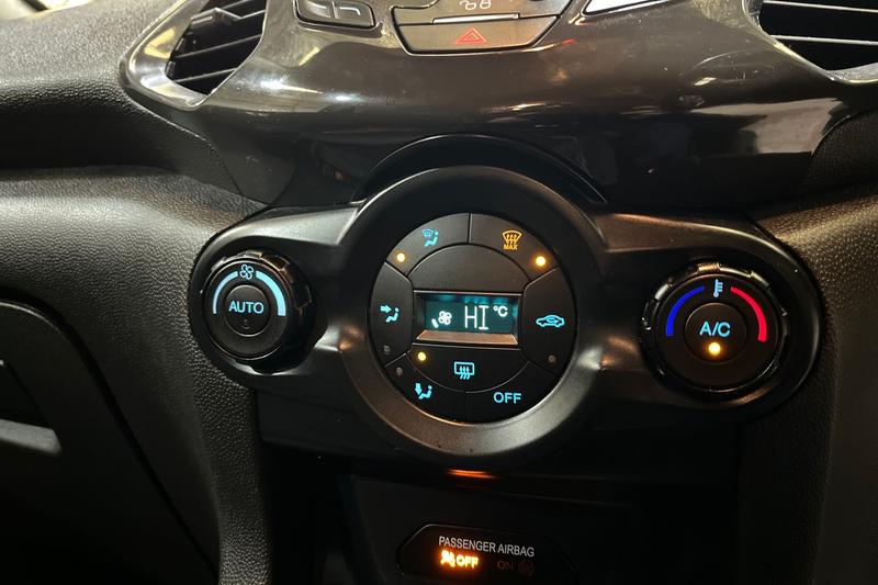 Used Ford Ecosport 2017 for sale - 77733232: Photo 37