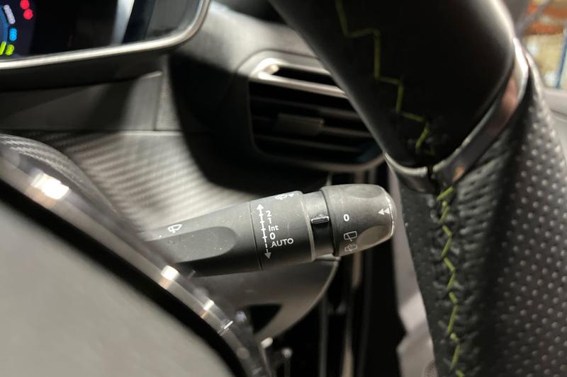 Used Peugeot 2008 2022 for sale - 77187036: Photo 15