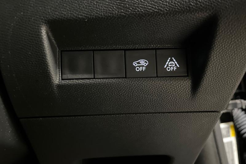 Used Peugeot 2008 2022 for sale - 77187036: Photo 27