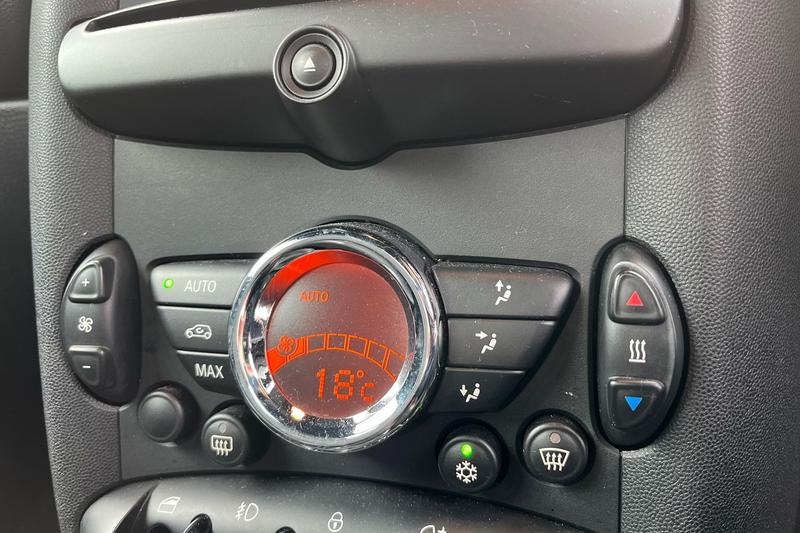 Used MINI Coupe 2012 for sale - 77834384: Photo 34