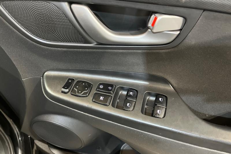 Used Hyundai KONA 2018 for sale - 76394087: Photo 24