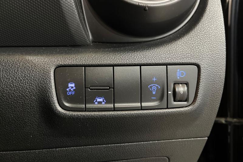 Used Hyundai KONA 2018 for sale - 76394087: Photo 25