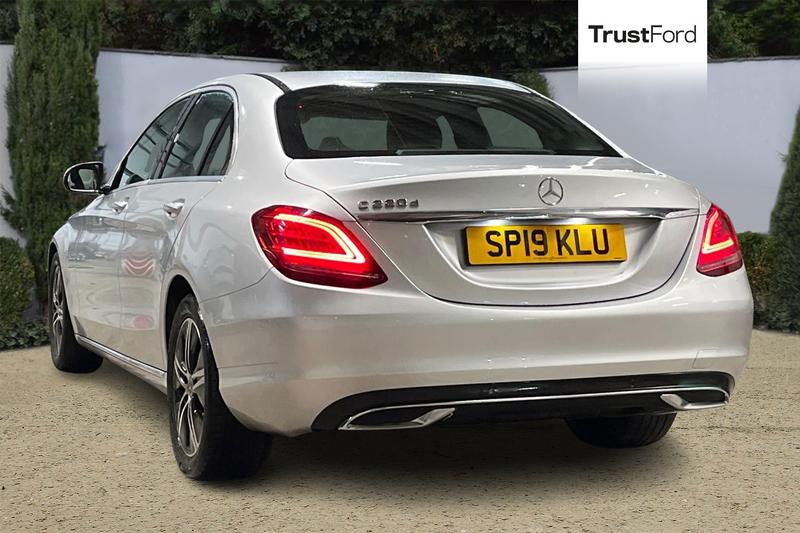 Used Mercedes-Benz C Class 2019 for sale - 77346241: Photo 2