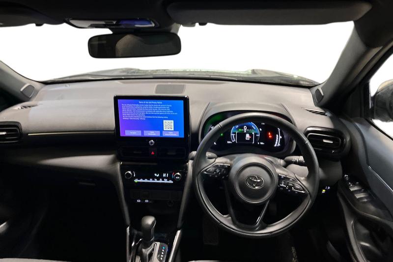 Used Toyota Yaris Cross 2024 for sale - 77225810: Photo 11