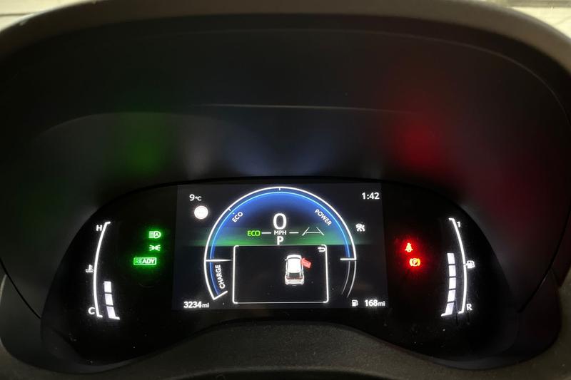 Used Toyota Yaris Cross 2024 for sale - 77225810: Photo 13