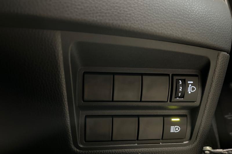 Used Toyota Yaris Cross 2024 for sale - 77225810: Photo 25