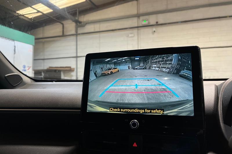 Used Toyota Yaris Cross 2024 for sale - 77225810: Photo 28