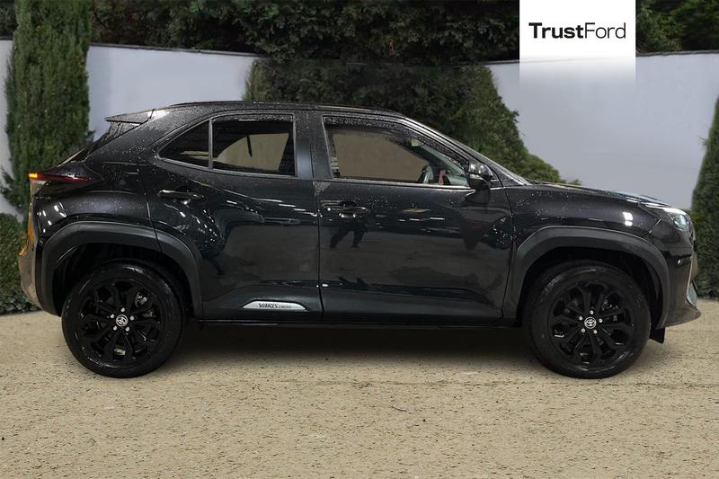 Used Toyota Yaris Cross 2024 for sale - 77225810: Photo 3