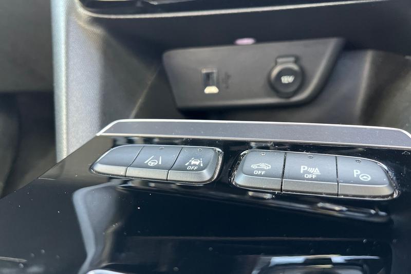 Used Vauxhall Mokka 2022 for sale - 77959224: Photo 32