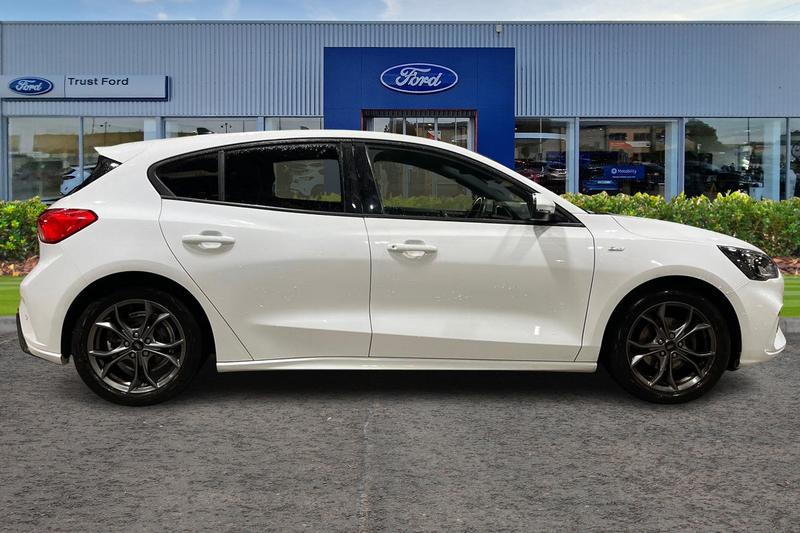 Used Ford Focus 2022 for sale - 77665691: Photo 3
