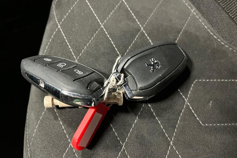 Used Peugeot 2008 2022 for sale - 76508155: Photo 22