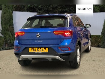 Used Volkswagen T-Roc 2022 for sale - 76807166: Photo
