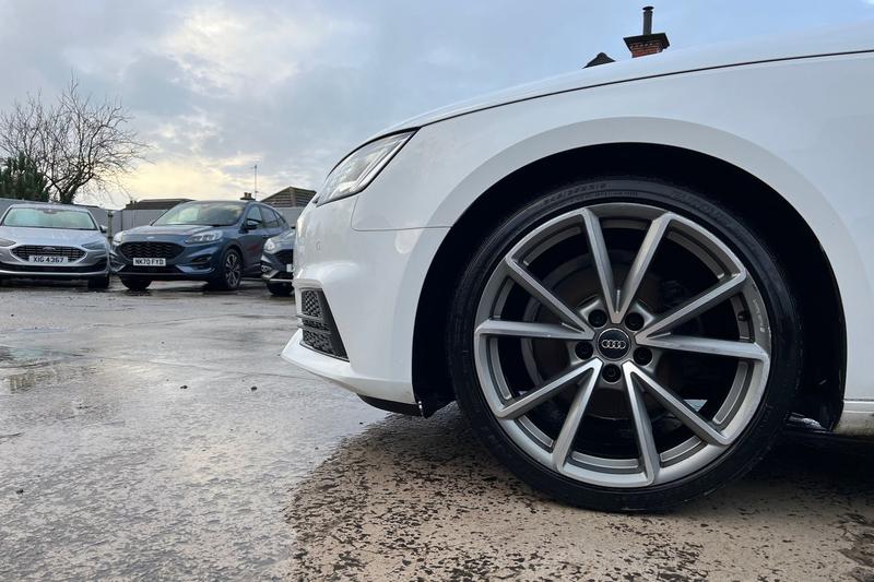 Used Audi A4 2018 for sale - 76882601: Photo 8